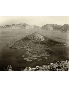 Near View, Wizard Island, Crater Lake - Fred Kiser