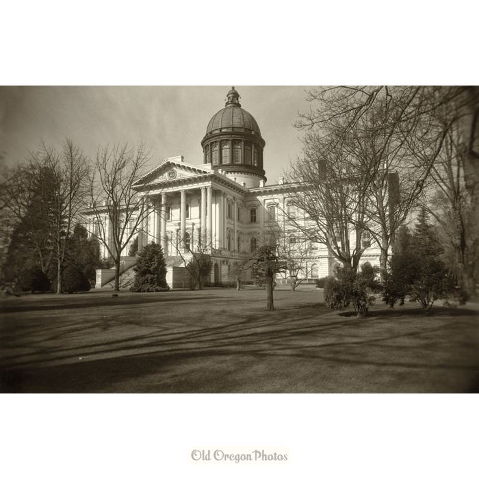 State Capitol Building, Salem, Oregon - Eddy