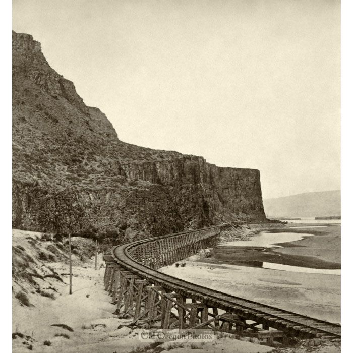 Upper Cape Horn, Near Celilo - 1867