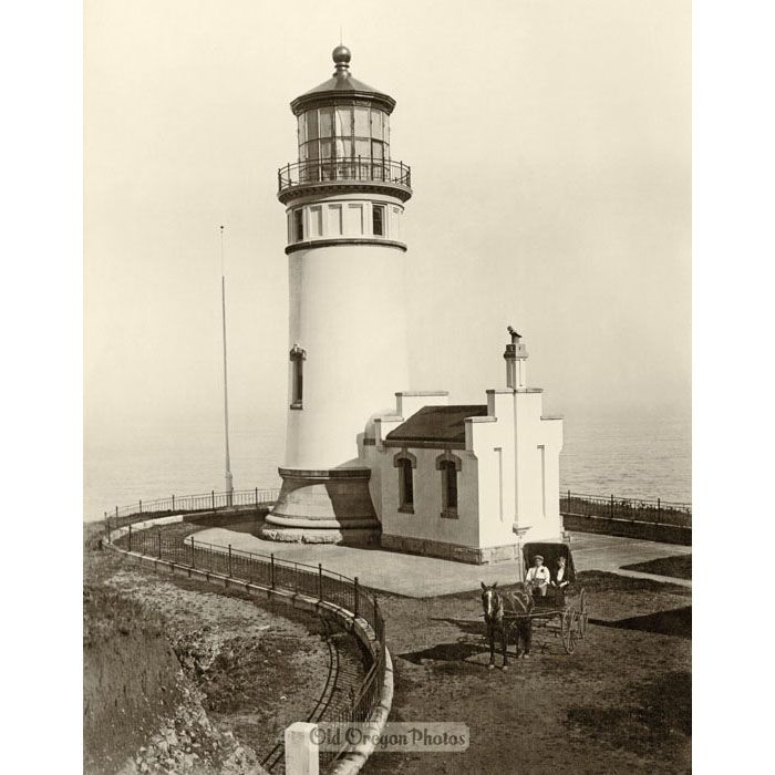 North Head Lighthouse, Cape Disappointment - Pacific Photo Co.