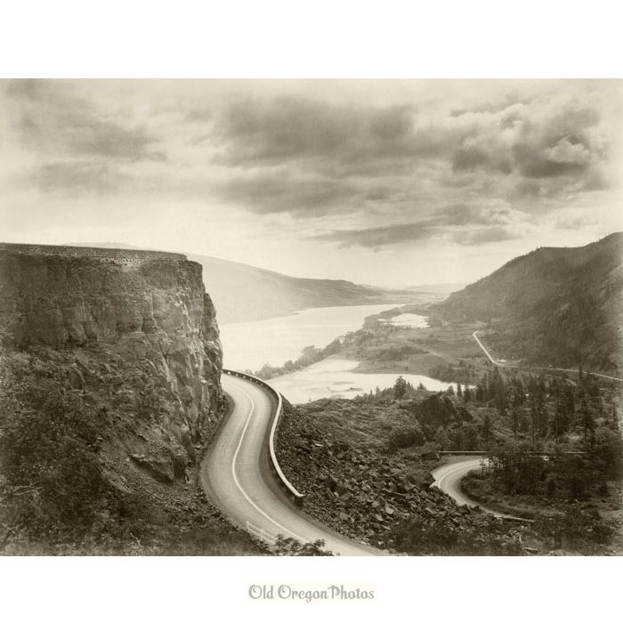Columbia River Highway, Ten Miles West of The Dalles - Kinsey