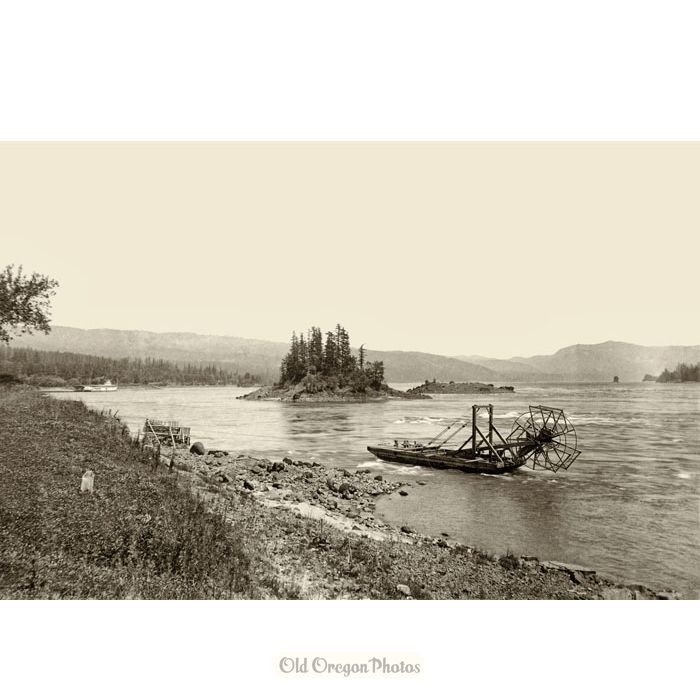 Fish Wheel at Upper Cascades, Columbia River - McAlpin