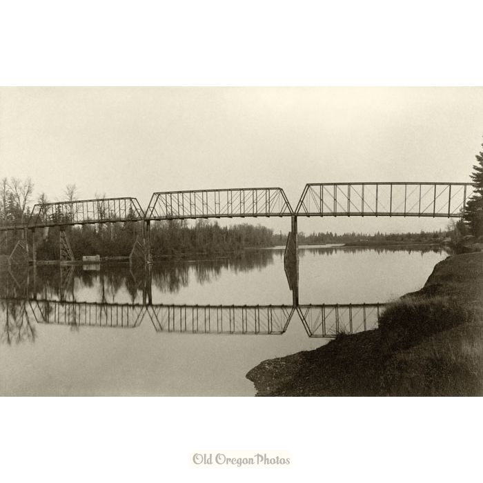 First Center Street Bridge in Salem - Myra E. Sperry